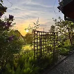 Chalet Jasminowy Ogrod