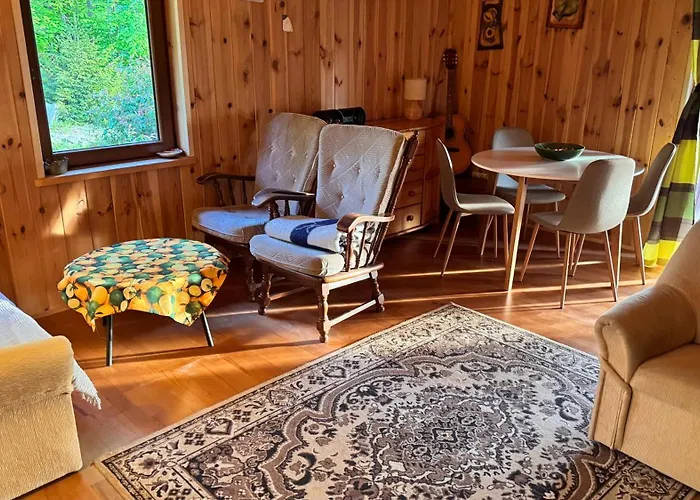 Jasminowy Ogrod * 브렌나