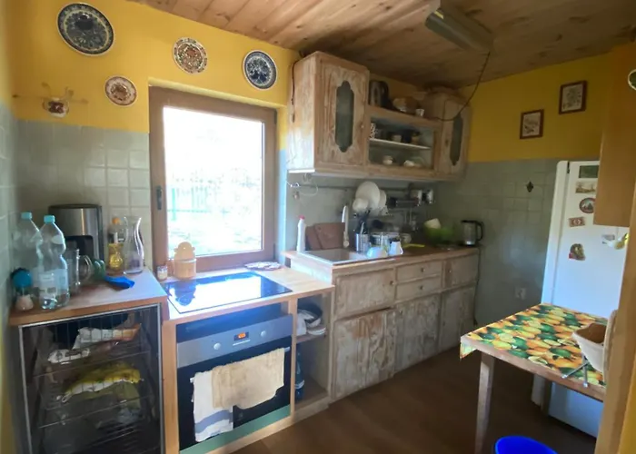 샬레 Jasminowy Ogrod 브렌나